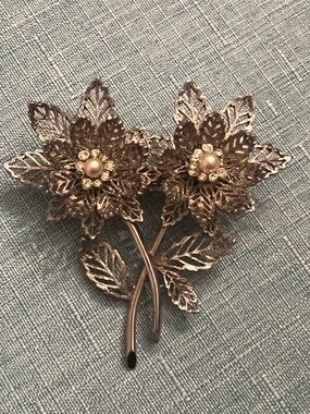 Carr silver tone double flower pin brooch with pearls and rhinestones